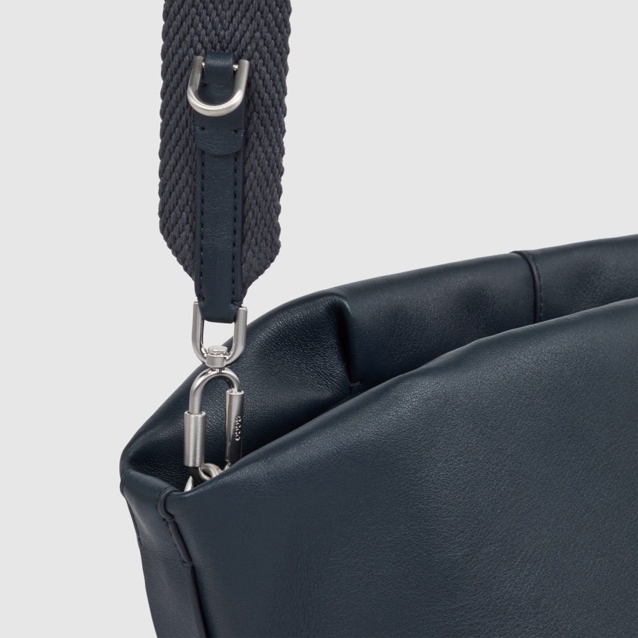 Ecco Fold Oversized Clutch Ecco Norge Blå